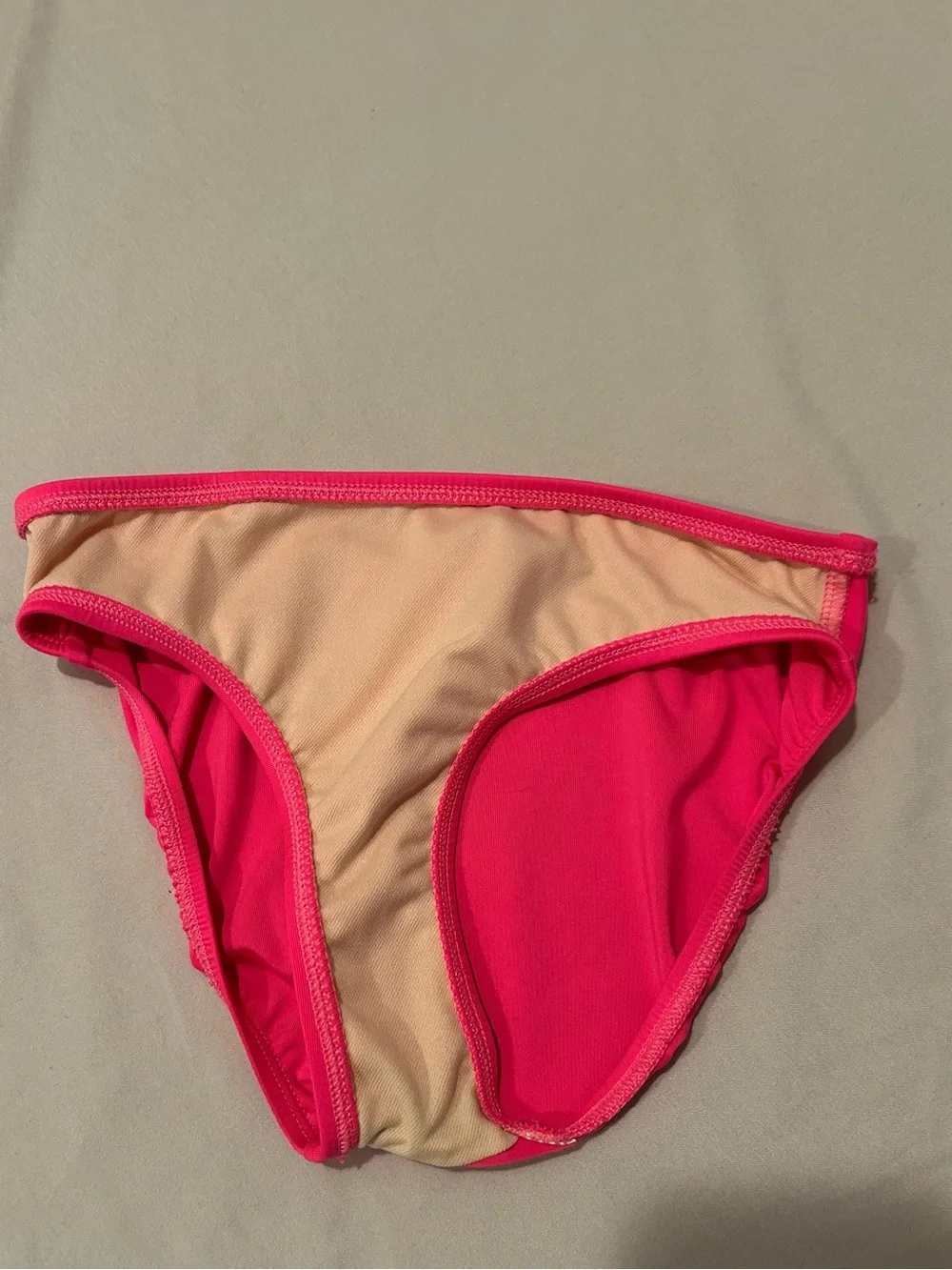 Lands End vibrant neon